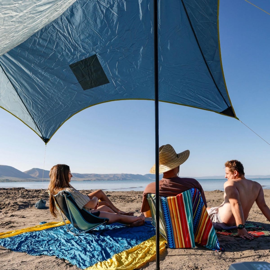 Grand Trunk Shadecaster 4-Person Sunshade, Storm